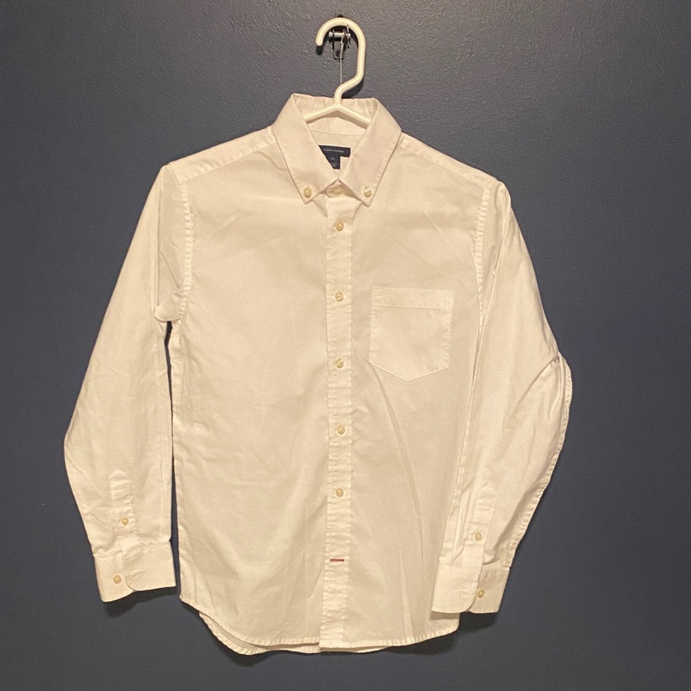 Tommy Hilfiger Classic White Button-Down Shirt